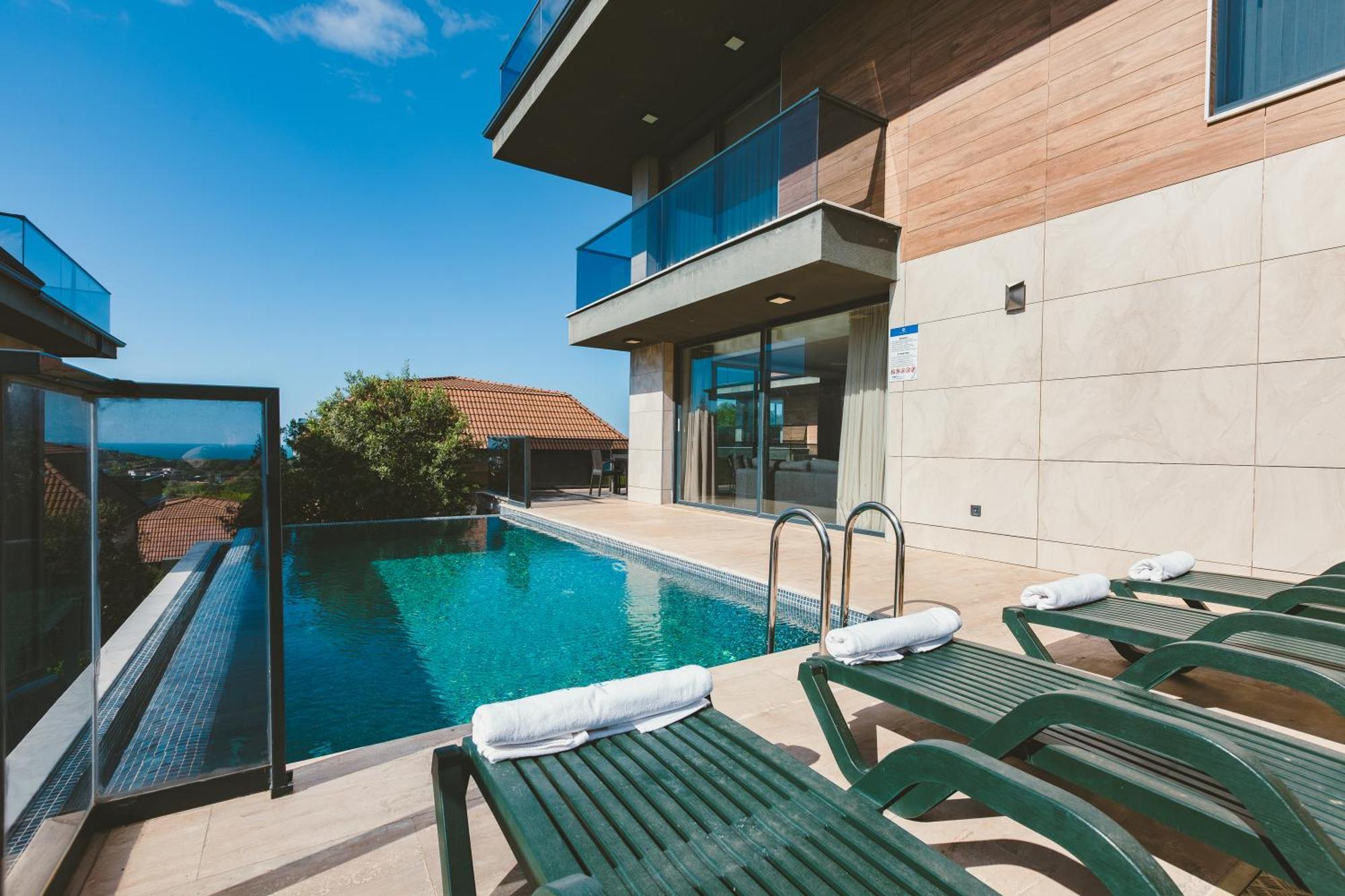 Royal Blue Istanbul - Luxury Villas Zewnętrze zdjęcie