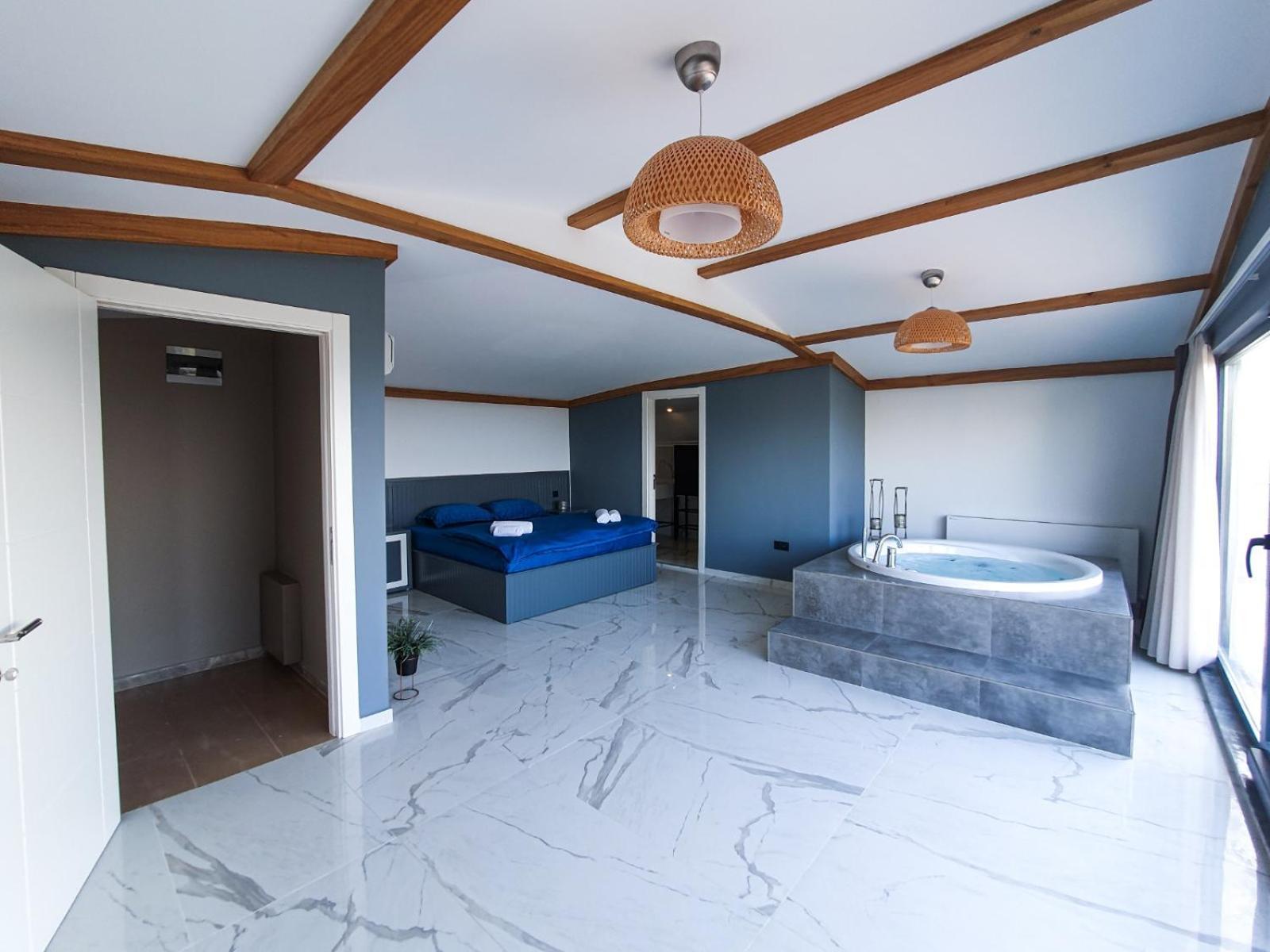 Royal Blue Istanbul - Luxury Villas Zewnętrze zdjęcie